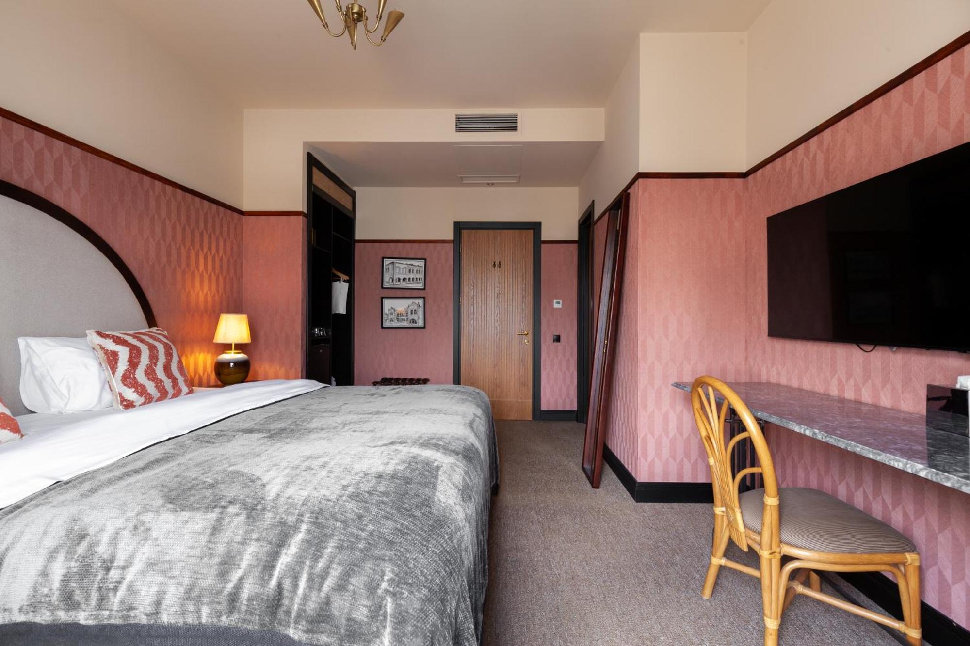 Communal Hotel 库塔伊西 外观 照片